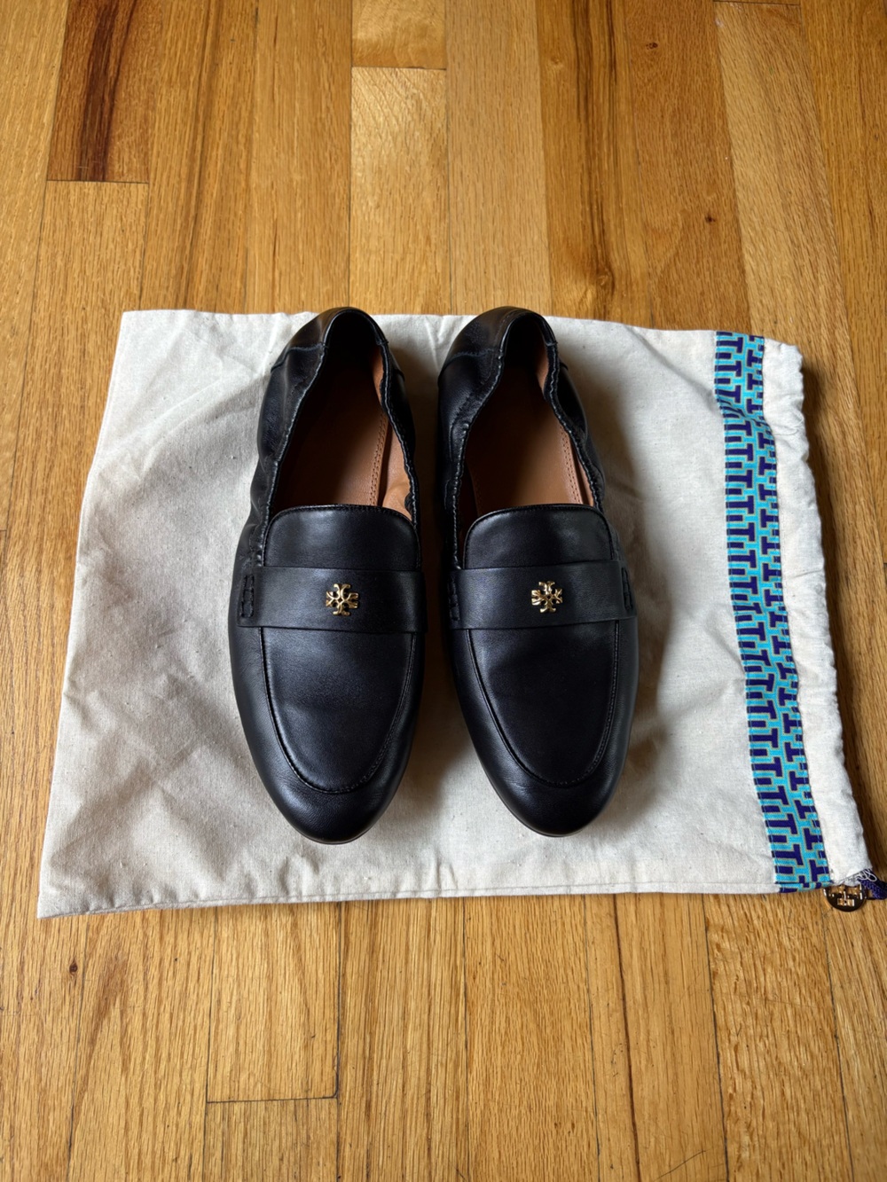 Tory Burch Leather Ballet Loafer in Perfect Black Size 9M - Picture 2 of 3